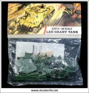 Airfix Lee/Grant Tank OO Scale Kit. Vintage Red Stripe Bag.