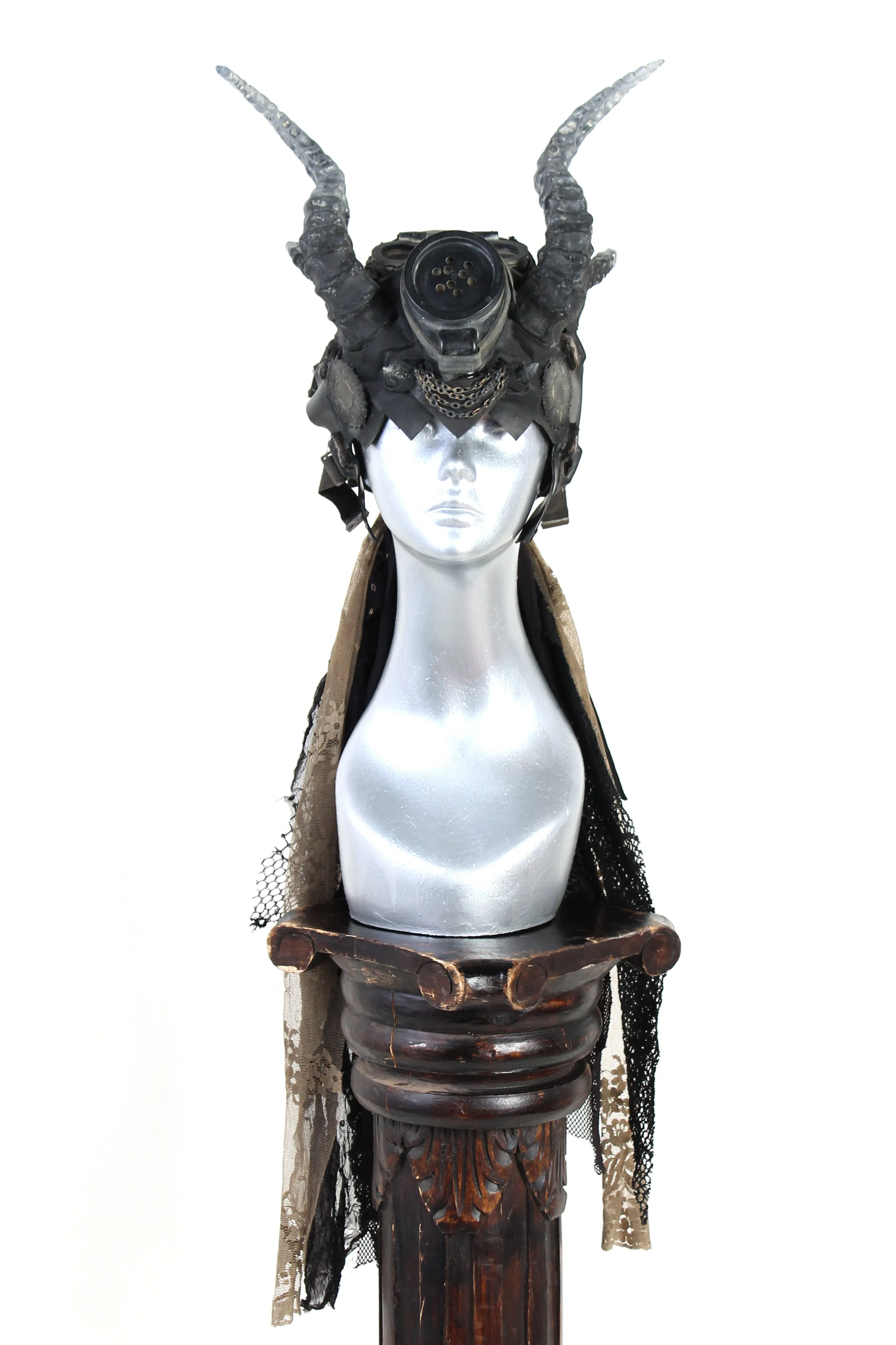 Badlands Headdress by Corviid / HEADGEAR V