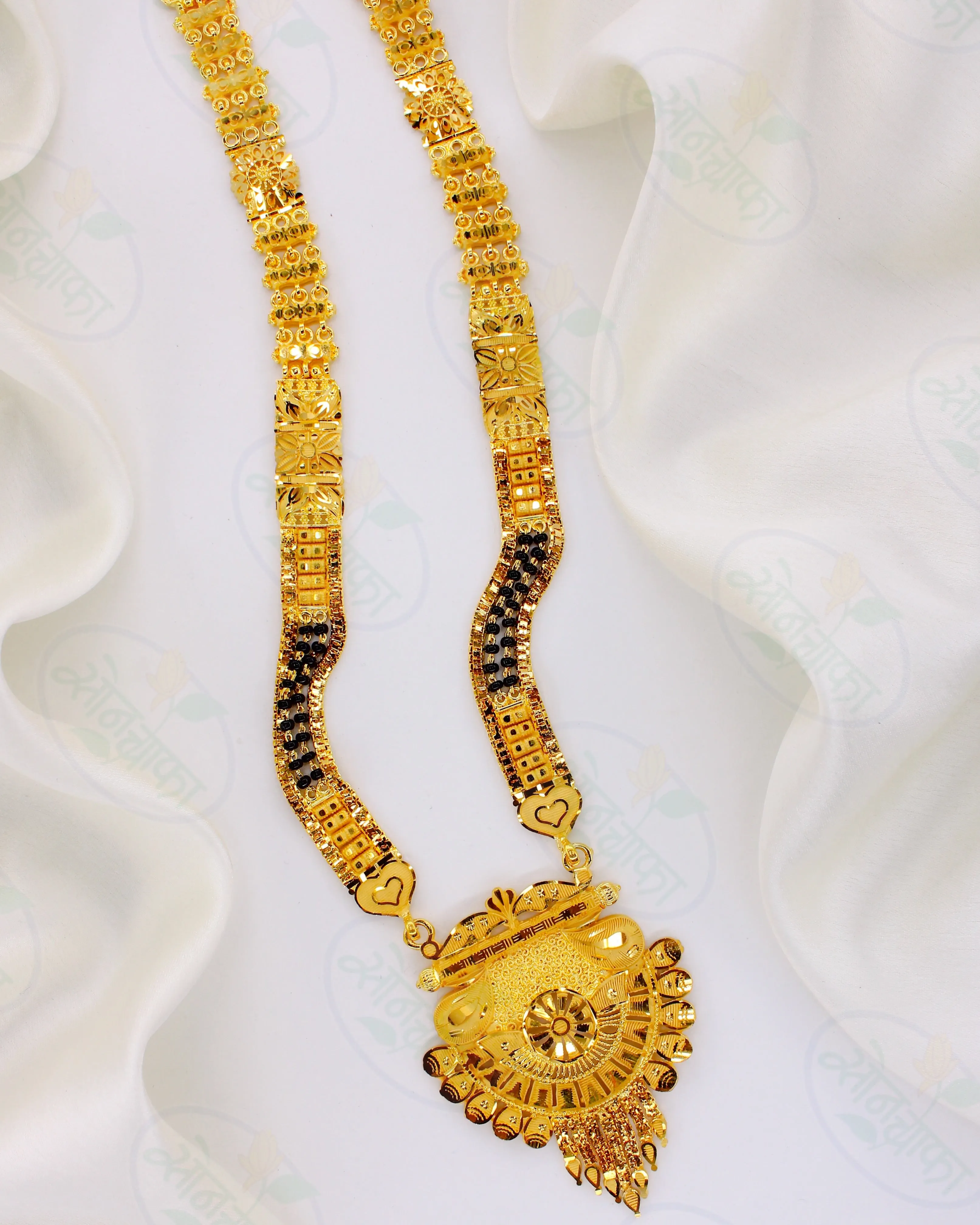 BEAUTIFUL GOLD PLATED MANGALSUTRA