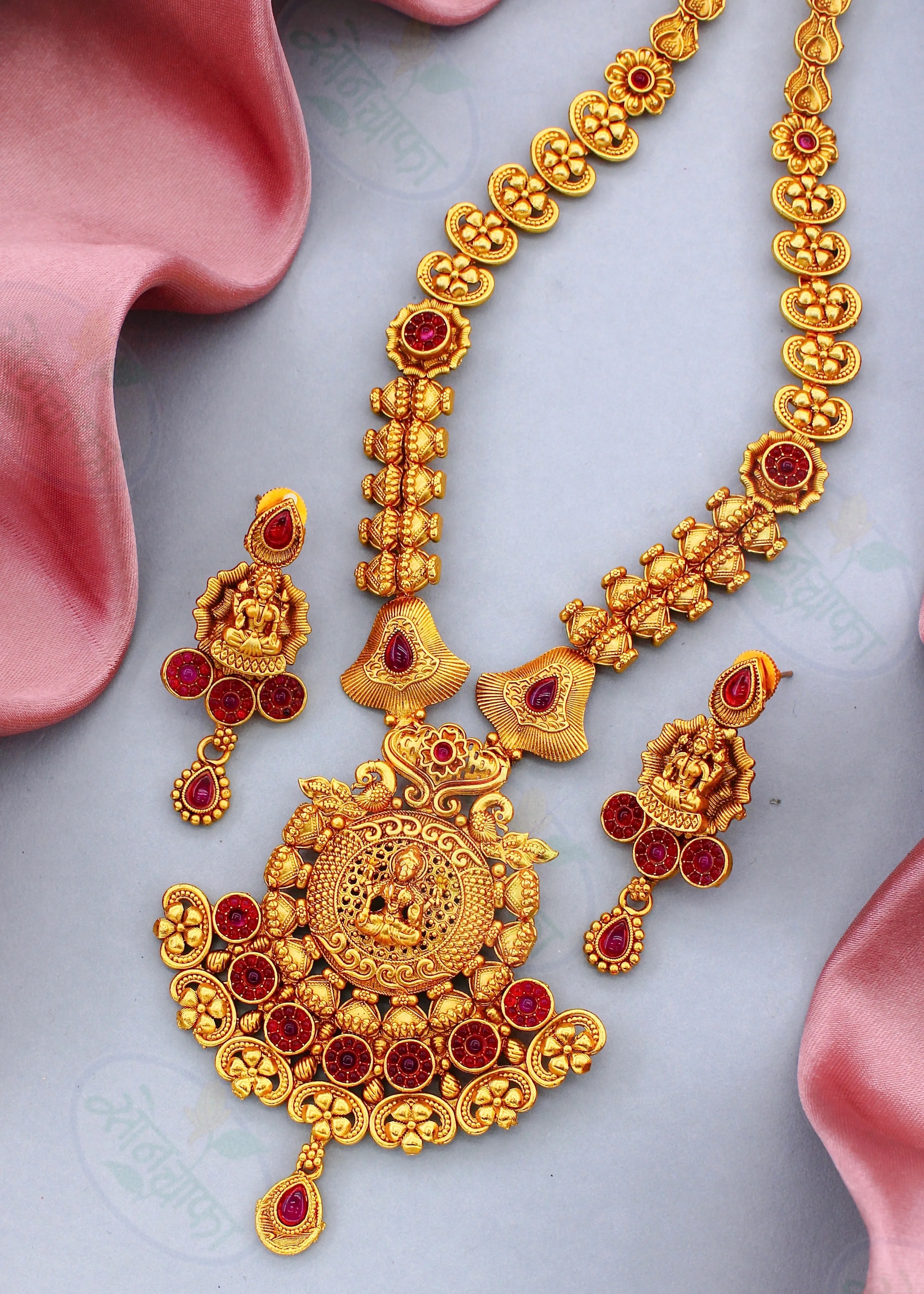 BEAUTIFUL LAXMI RAJWADI NECKLACE