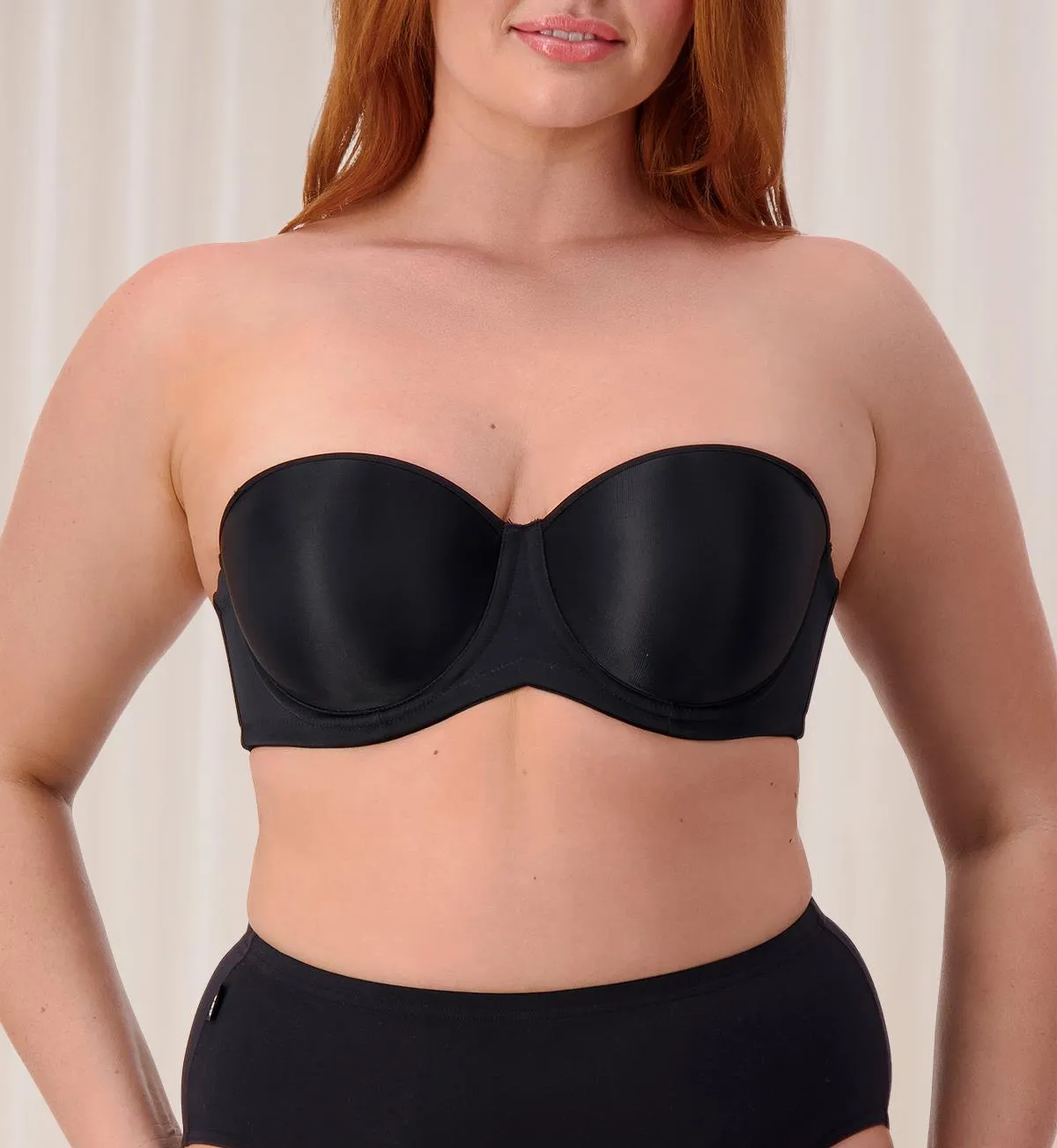 BEAUTIFUL SILHOUETTE STRAPLESS BRA