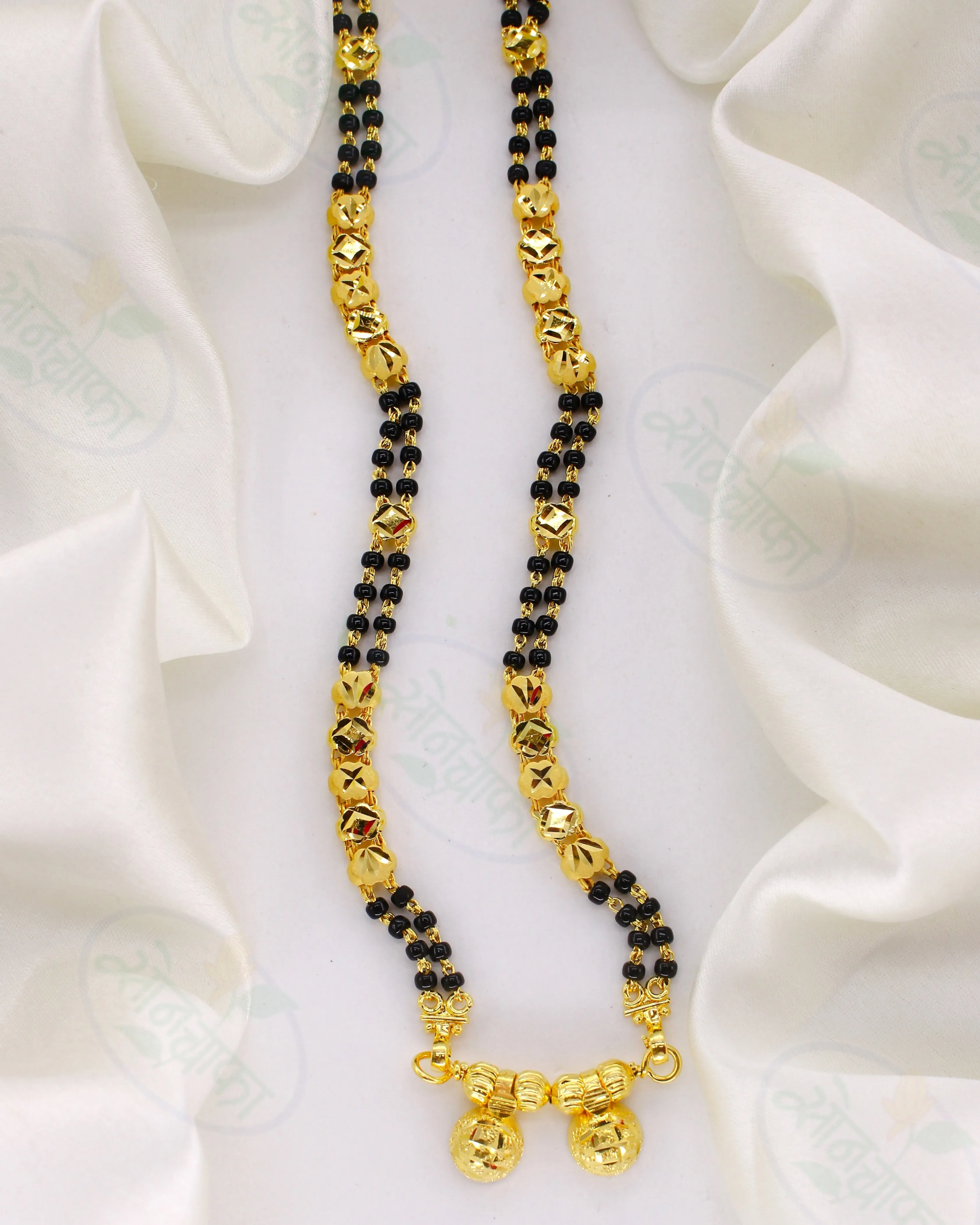 BEAUTIFUL WATI PENDANT MANGALSUTRA