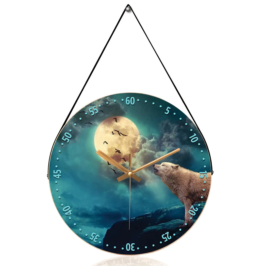 beautiful wolf wall clock