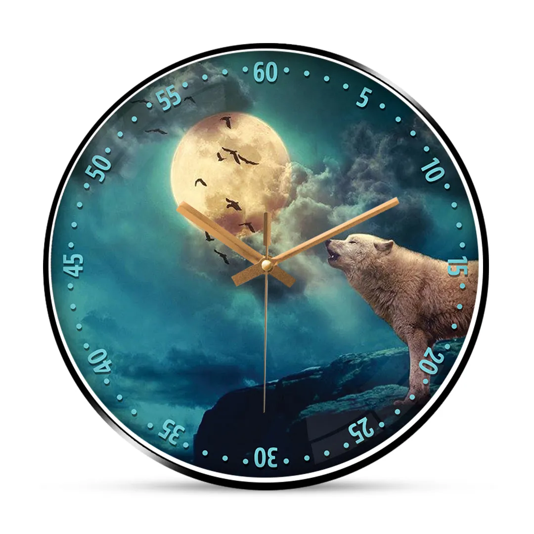 beautiful wolf wall clock