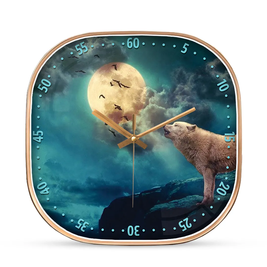 beautiful wolf wall clock