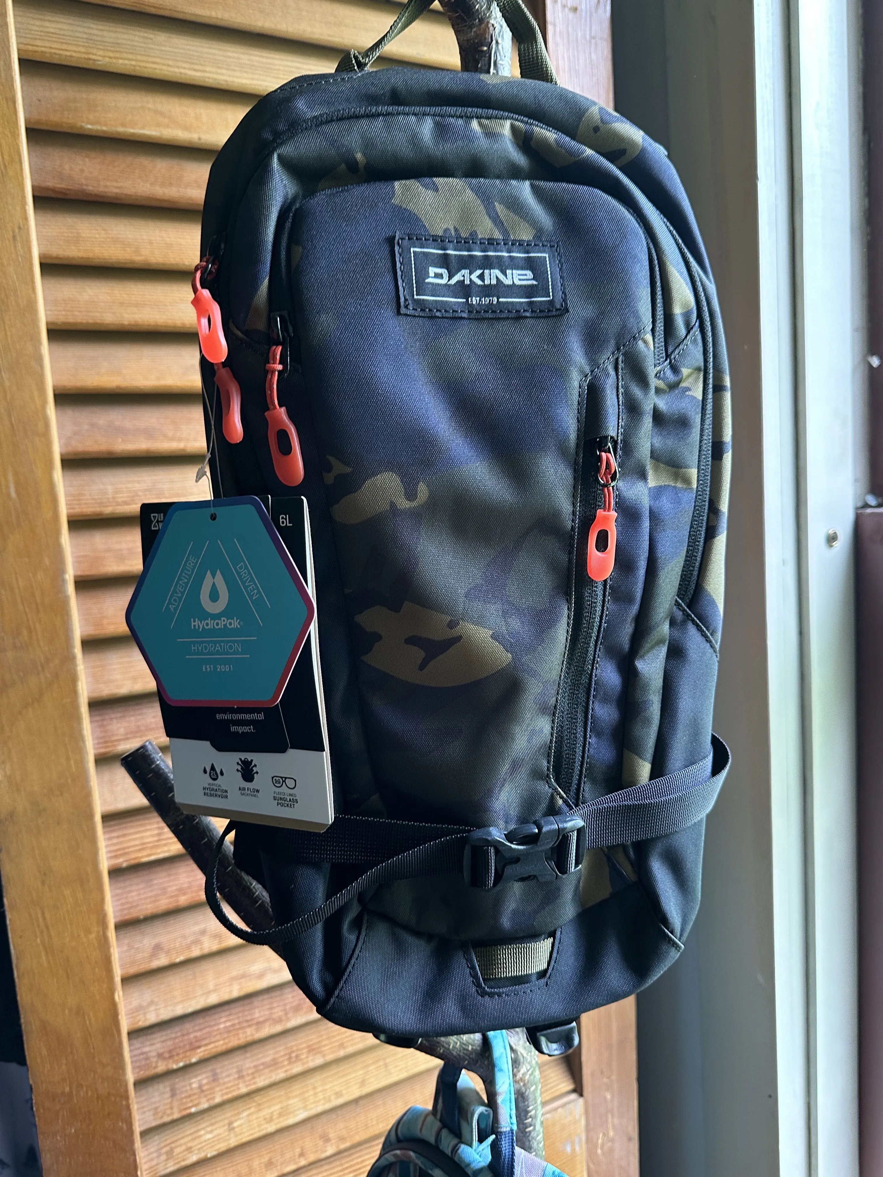 Dakine SHUTTLE 6L Bike Hydration Backpack