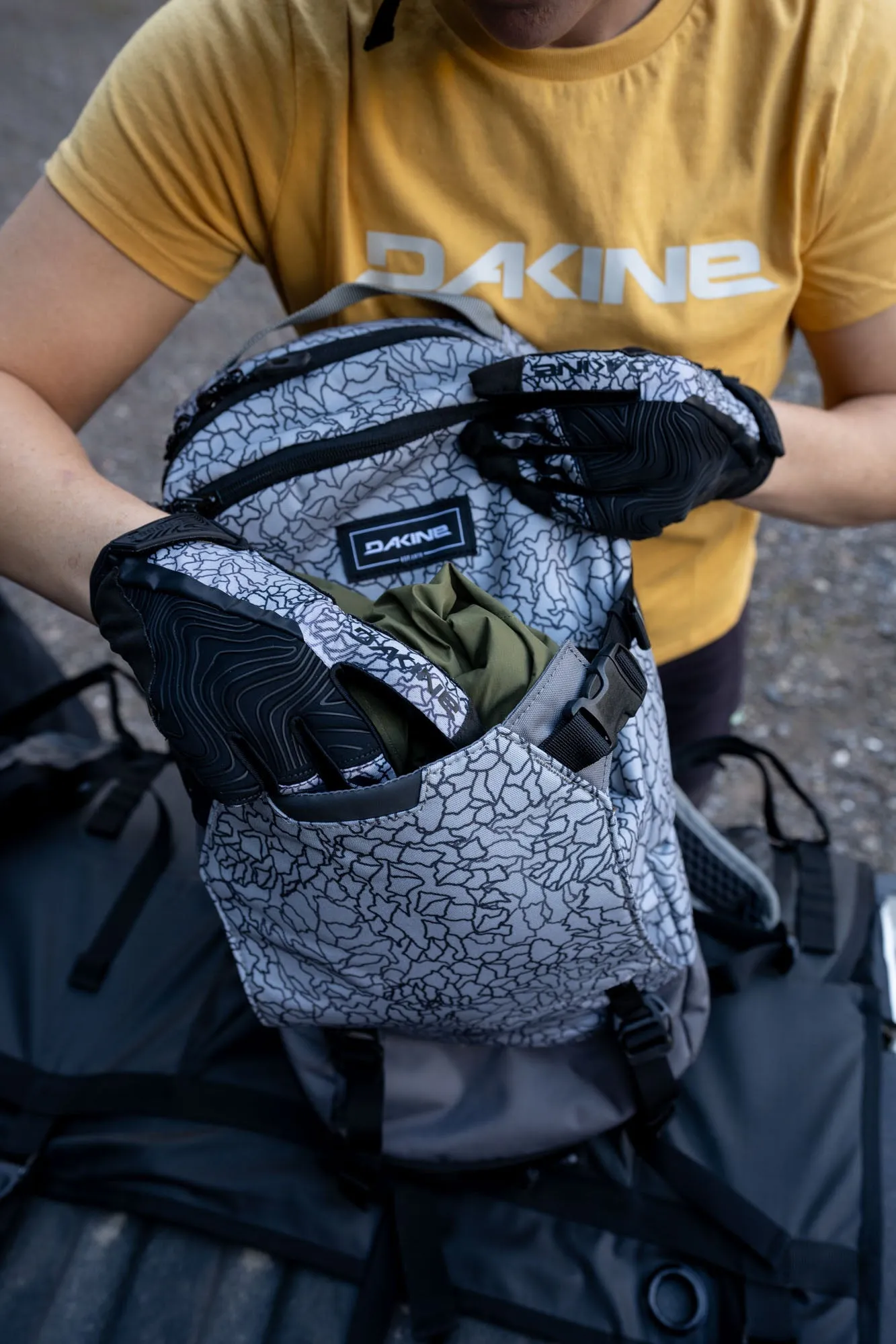 Drafter 10L Bike Hydration Backpack - Women's