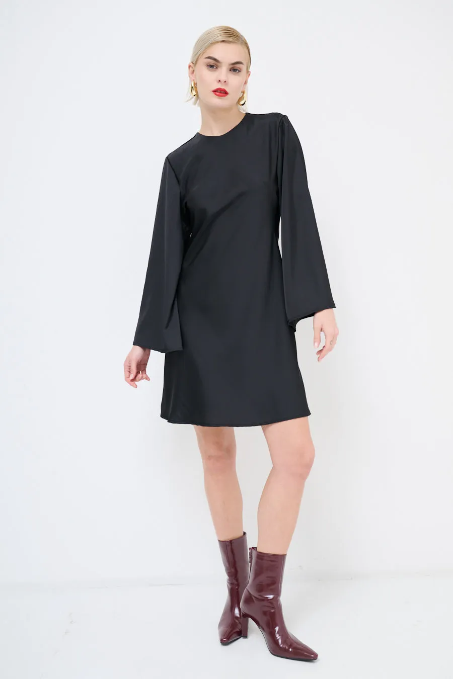 Flared sleeve shift dress wholesale