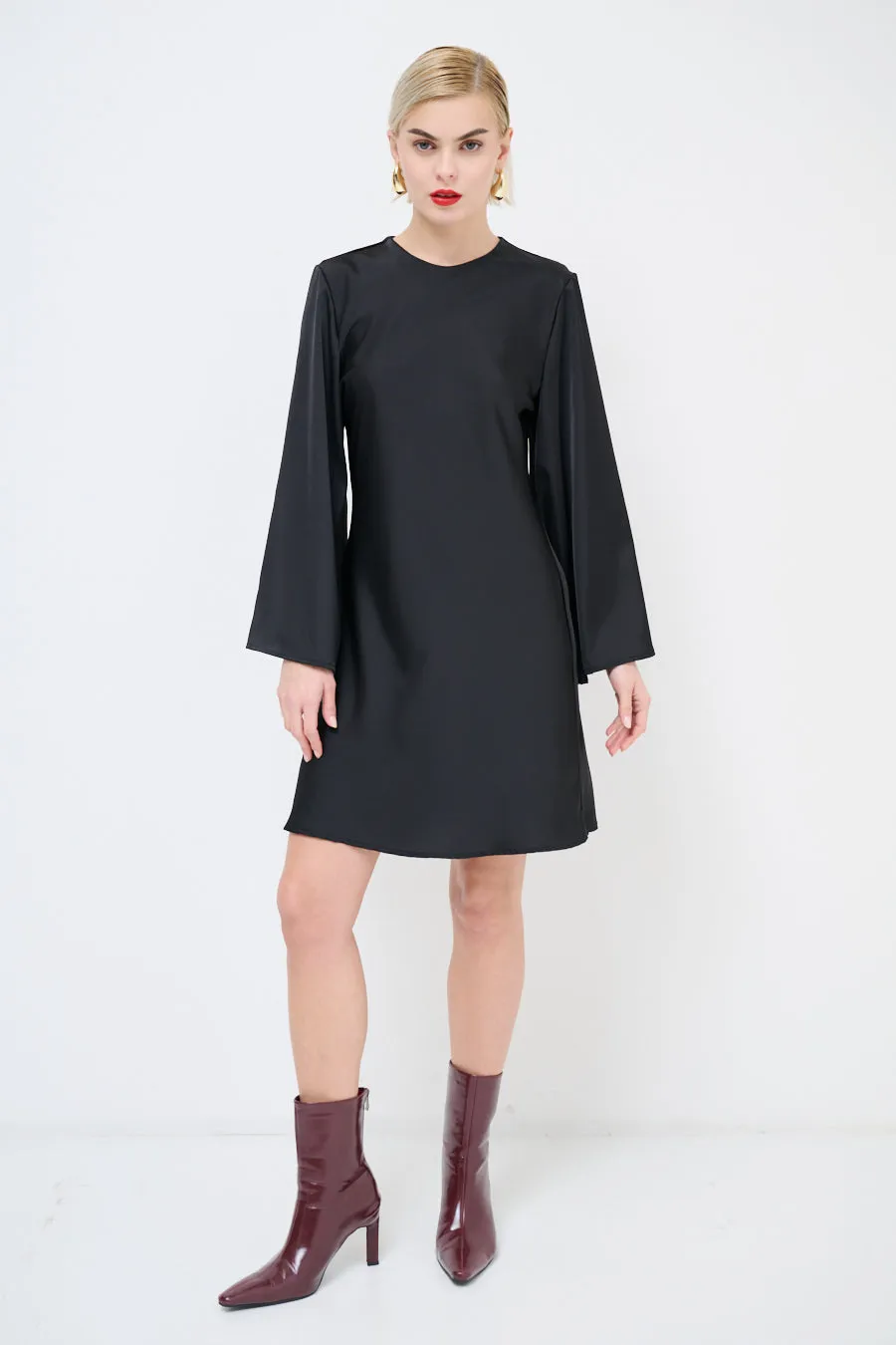 Flared sleeve shift dress wholesale