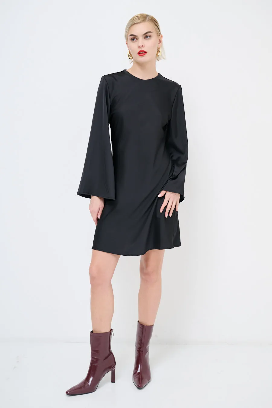 Flared sleeve shift dress wholesale