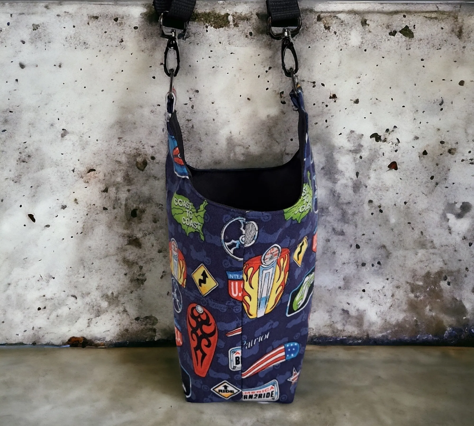 Motorcycle theme water bottle bag