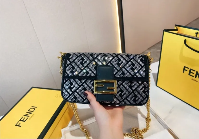 New Fendi woman shoulder bag