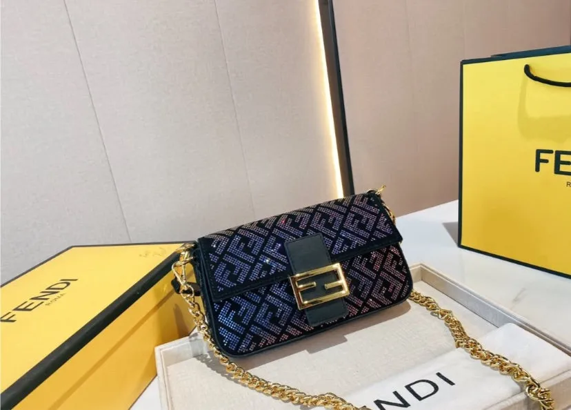 New Fendi woman shoulder bag