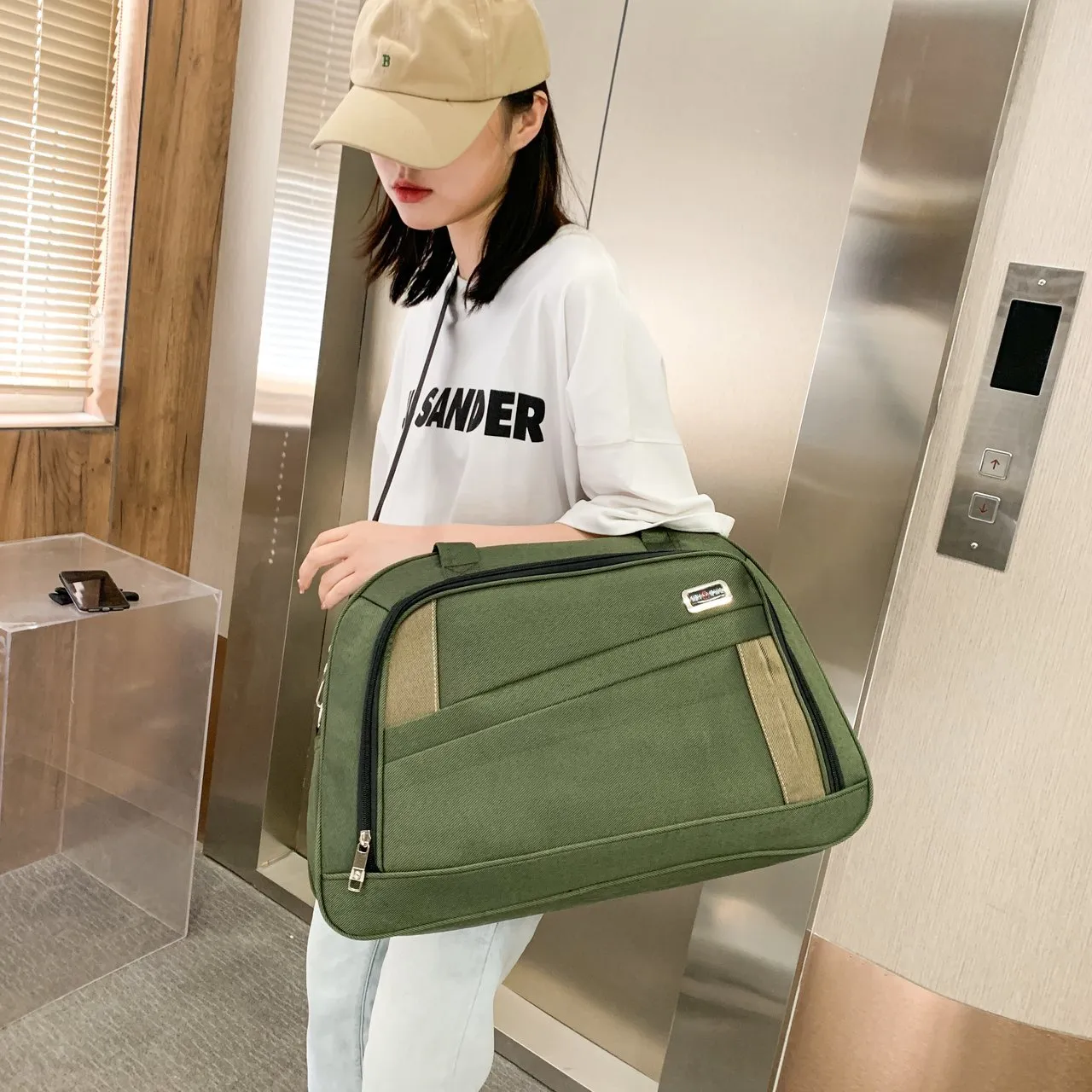 New Travel Bag Large Capacity Hand Luggage Duffle Bags Women Weekend Shoulder Bags For Short Trip