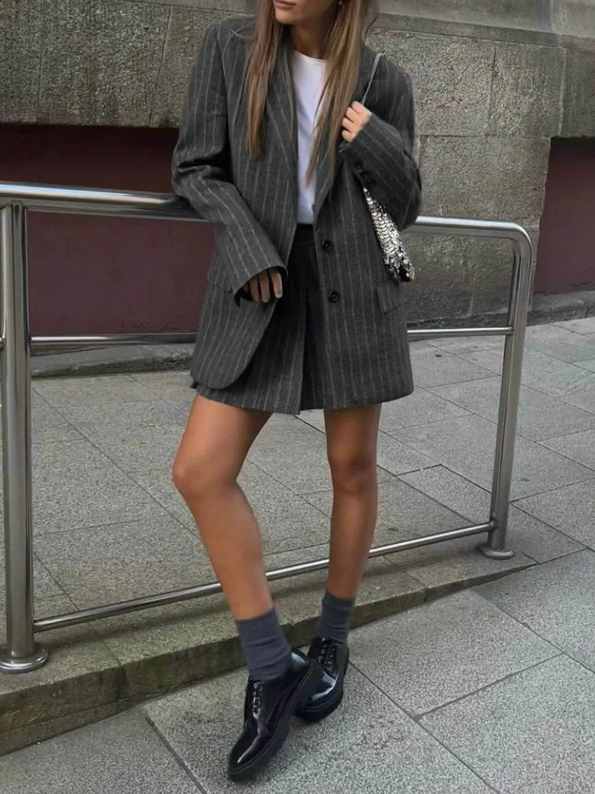 Pocket Stripe Graceful Collar Blazer