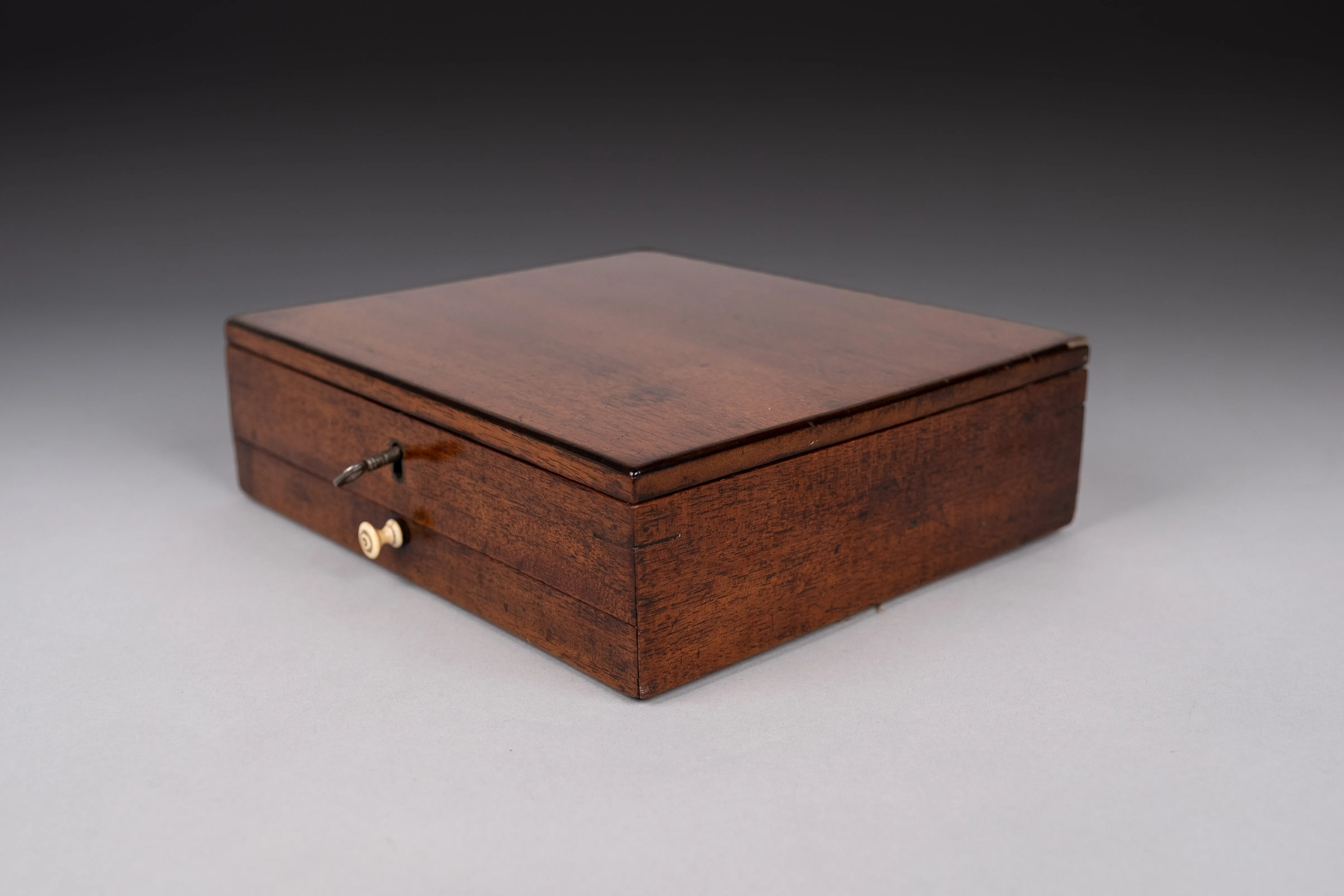 Rare 18th Century Reeves & Inwood Watercolour Paint Box, c.1785