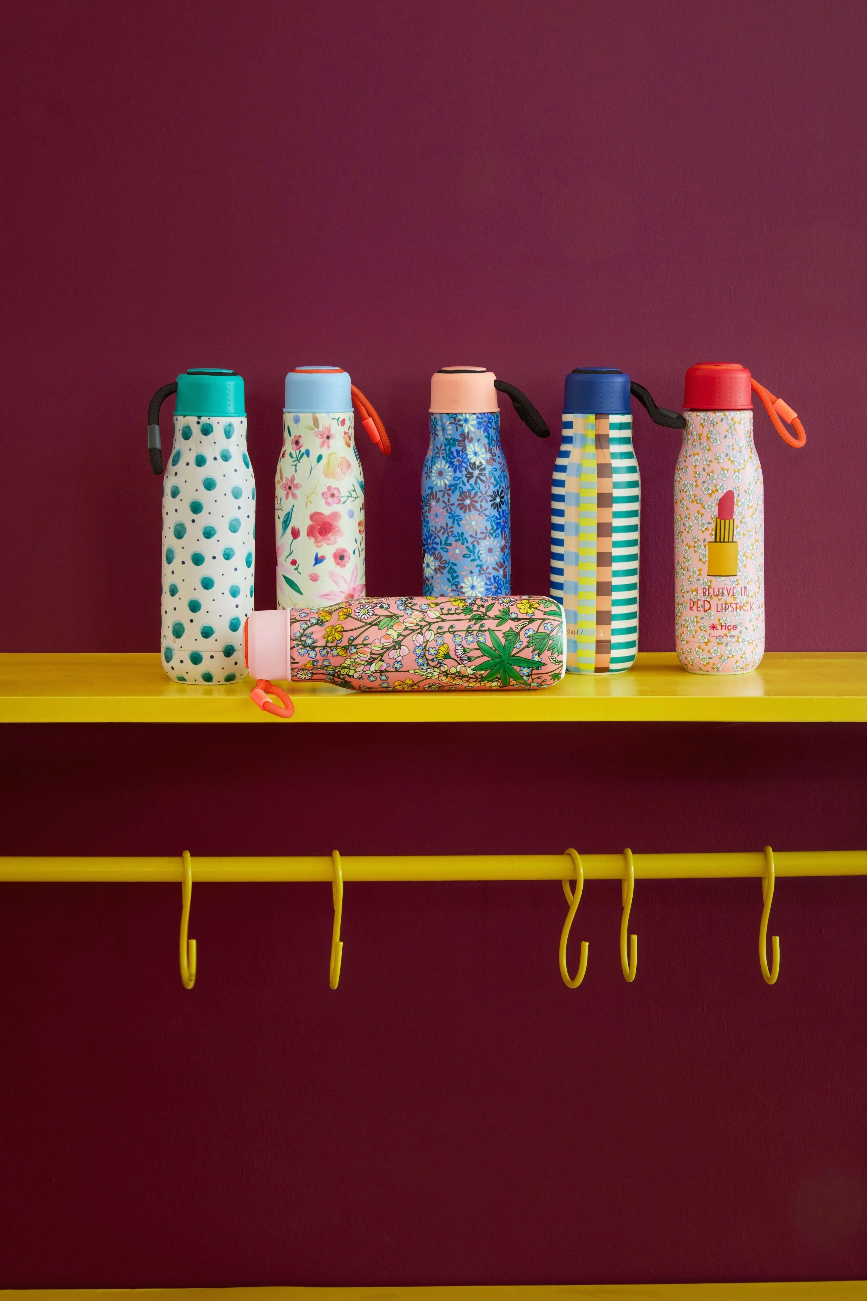 Small Flowers and Lipstick Print Stainless Steel Water Bottle