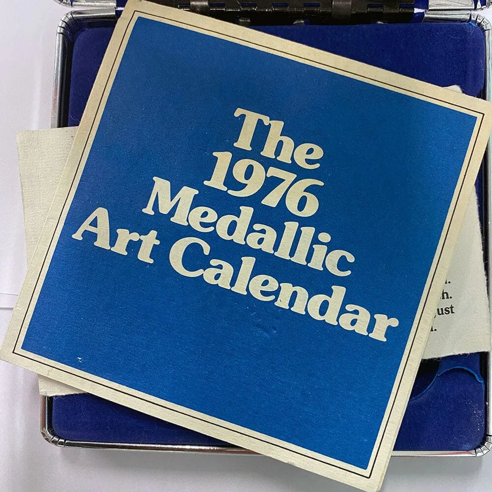 The 1976 Medallic Art Calendar 575 Grams (18.48 toz) Sterling Silver Medal - Scarce