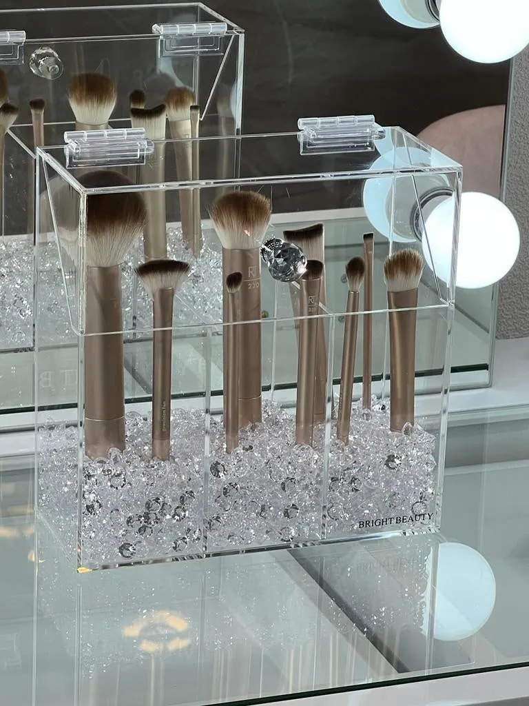 The make-up brush organizer