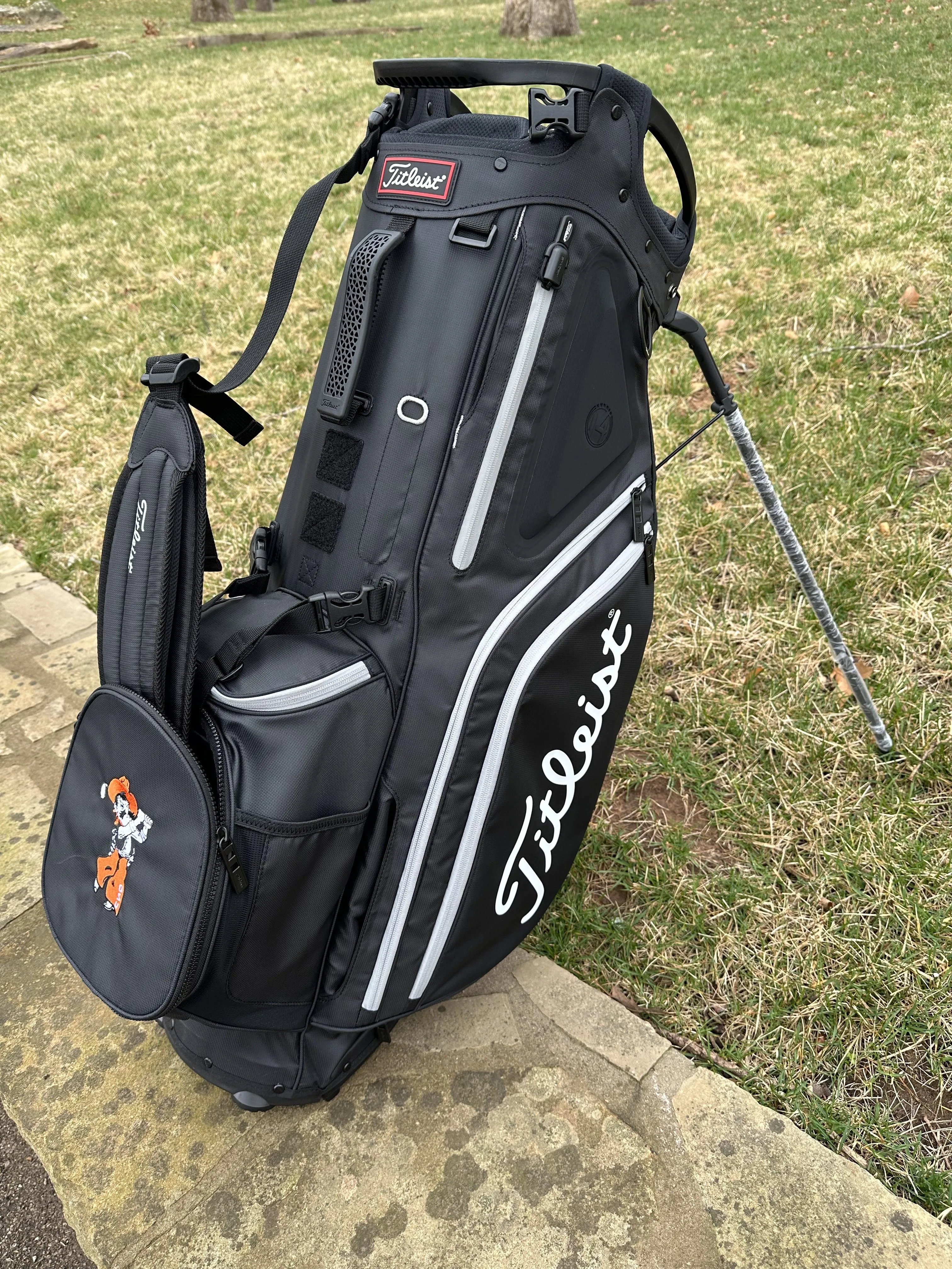 Titleist Hybrid 14 Bag Swinging Pete